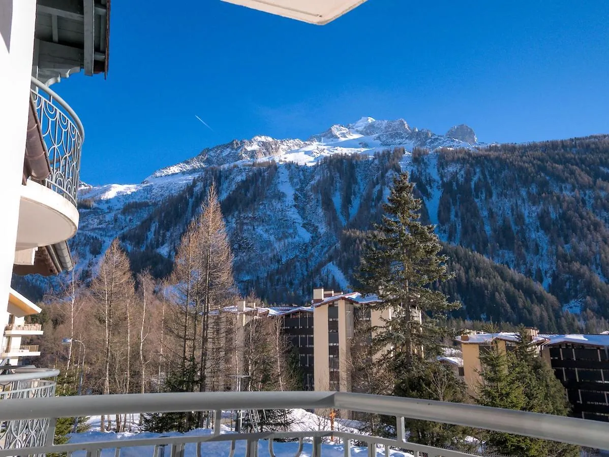 Happy Moose - Cosy Mont Blanc View Apartment Шамони